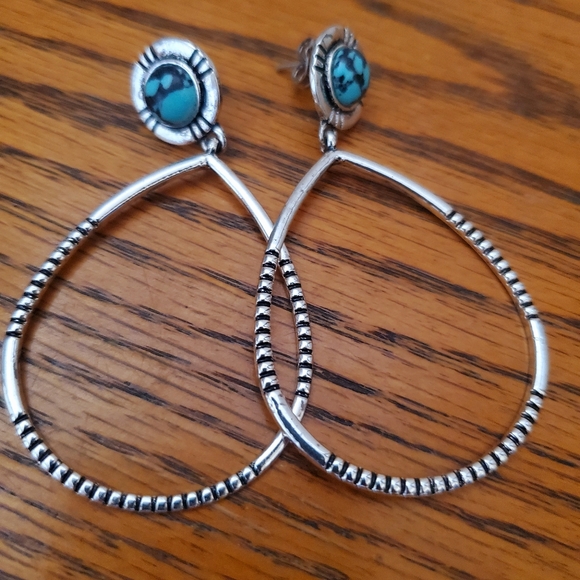 925 Sterling Silver large etched hoop earrings - Picture 2 of 8